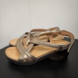 Clarks‎ Women's Leather Sandals Tuleah May Metallic Size 11W Casual Strap
